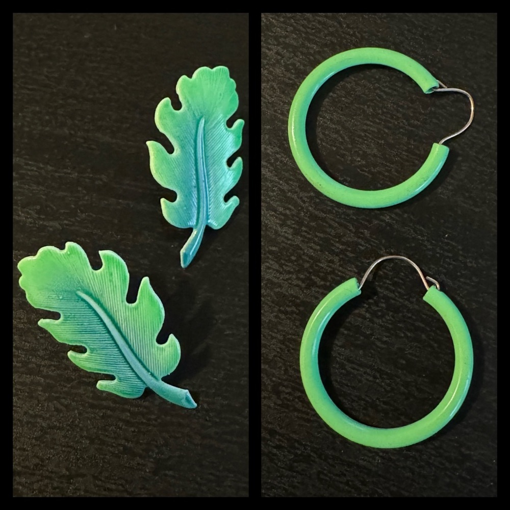 ⚜️3 for $30⚜️ Bundle of 2 Vintage Green Earrings (Hoops and Leaf Studs, Neon)